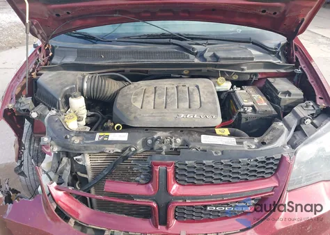 2018 Dodge Grand Caravan Gt z USA, uszkodzony, nr VIN 2C4RDGEG2JR331566